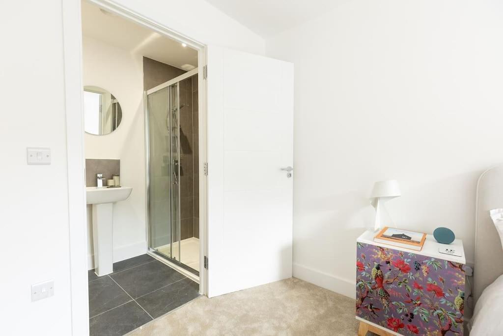 Paper Mill - Experience The City And Nature Side Of This Stay! Sheffield Exterior foto